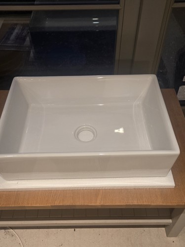 Medium gloss white 600x400x160 - medium,
